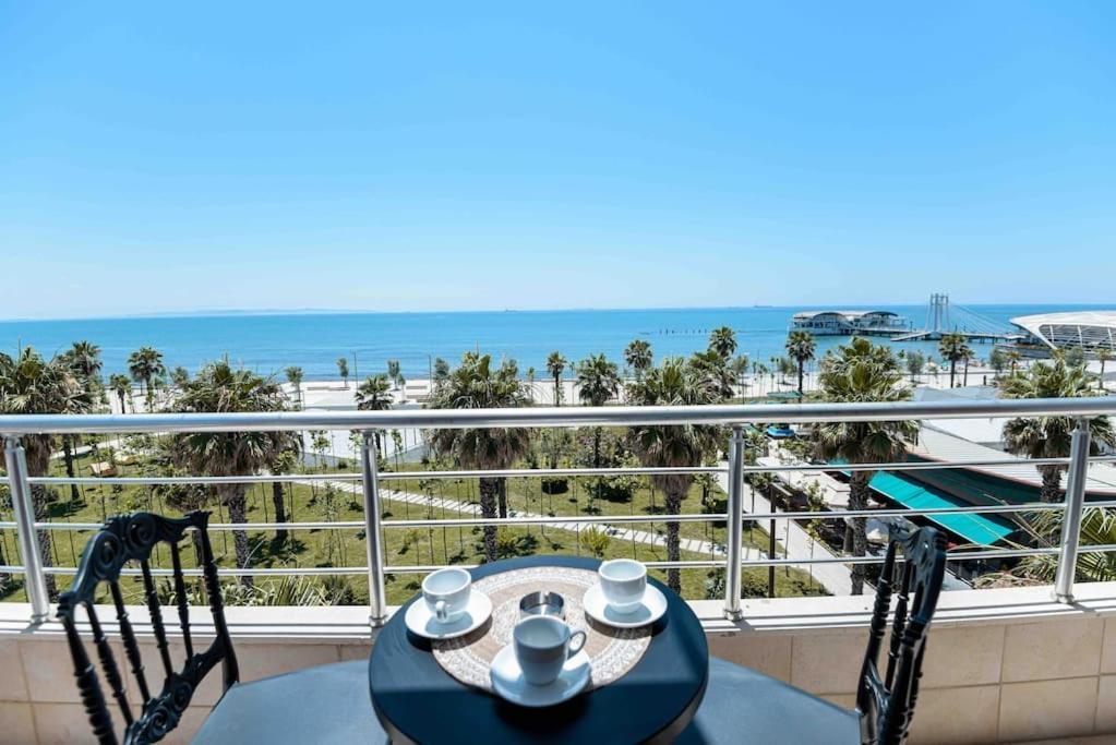 Grand View Apartment Дуррес Екстер'єр фото